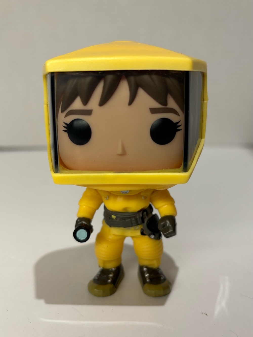 Funko Pop Joyce Biohazard Suit #526 Stranger Things + Protector Special Edition